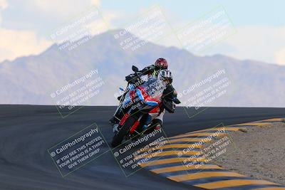 media/Oct-03-2022-Moto Forza (Mon) [[5f077a3730]]/Beginner Group/Session 5 (Turn 12)/